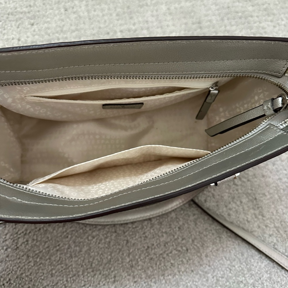 Kate Spade purse - Picture 3 of 6